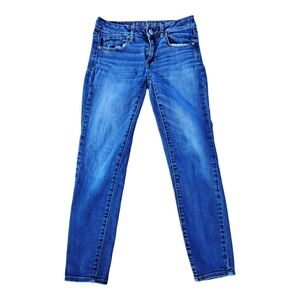 American Eagle super stretch short size 4 jeans